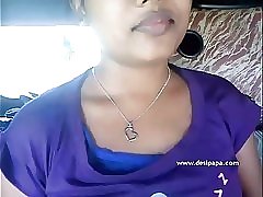 Indian gf exposing her juicy boobs to her boyfriend - desipapa.com